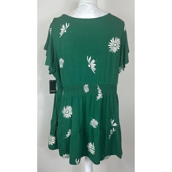 Torrid Super Soft Knit Green Tie Front Keyhole Babydoll Top Plus Size 3X (22/24) - Picture 4 of 12